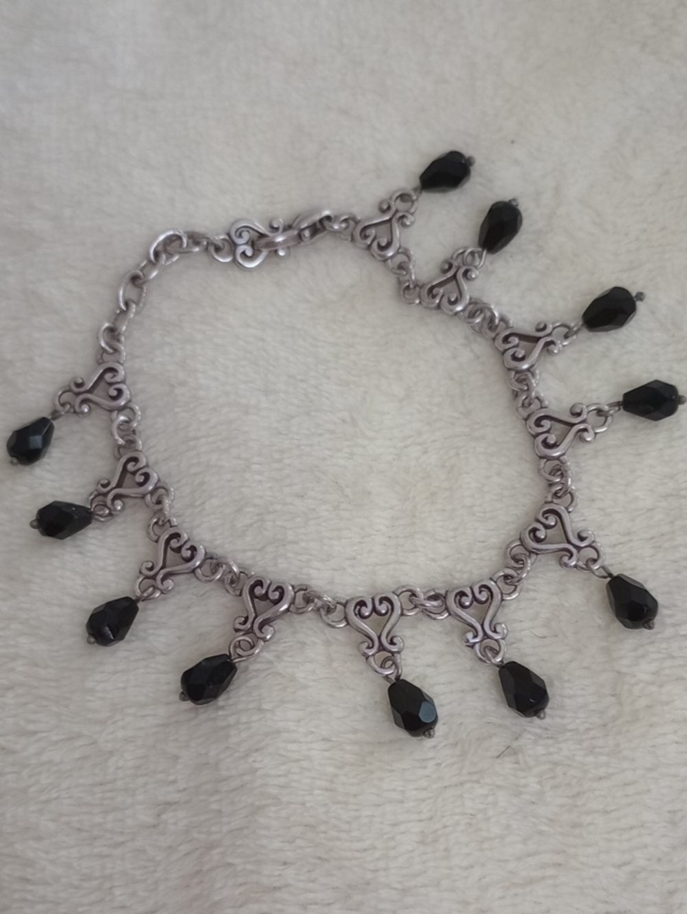 BRIGHTON Silver Heartcharms With Black Teardrops Bracelet - Picture 1 of 6